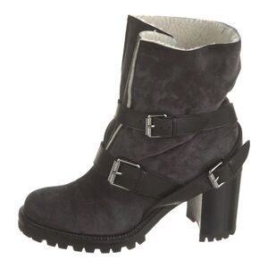 ❤️Christian Louboutin Suede Ankle Shearling Buckle Boots❤️